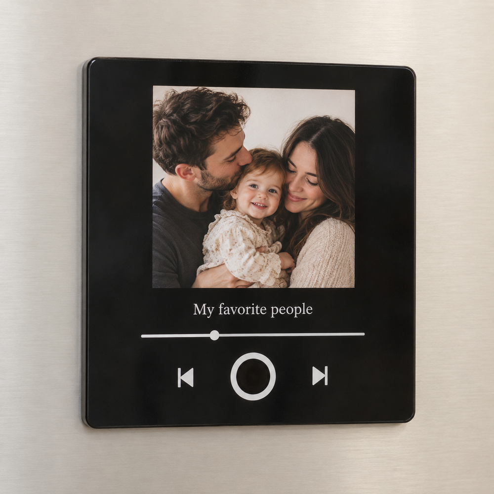 Frameless black music fridge magnet with a family photo, My favorite people caption and white open-ring button.